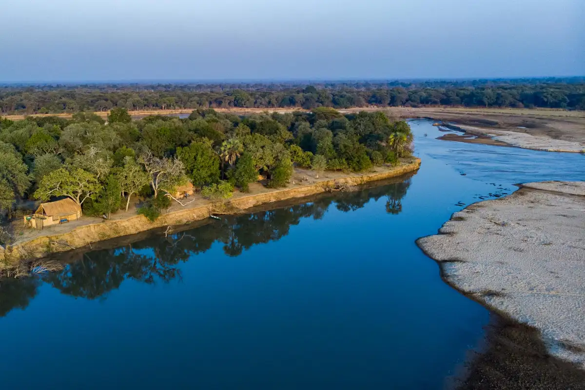 6-Day The Desert and Pan Explore Safari in Botswana
